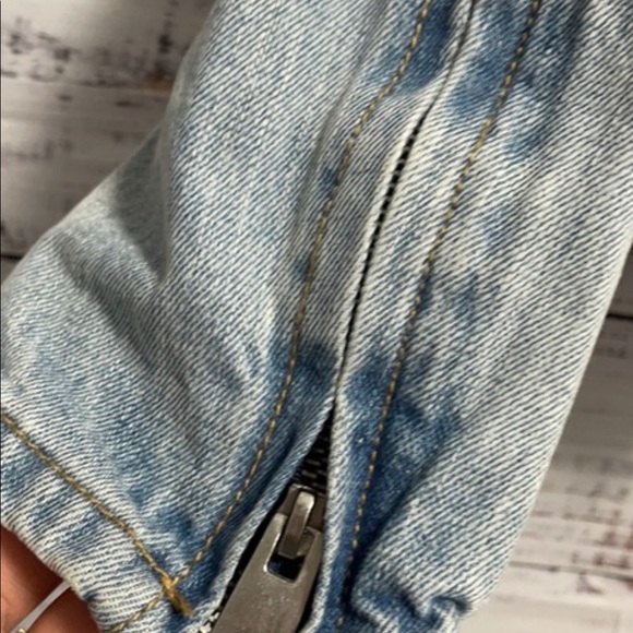 Jean Jacket - Picture 2 of 3